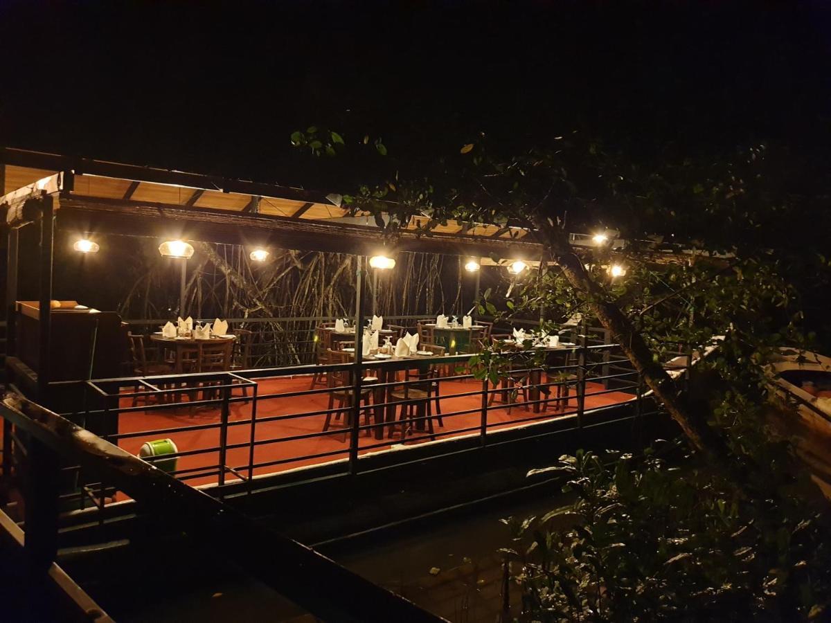 Nature Cabanas & Floating Restaurant Galle Exteriér fotografie